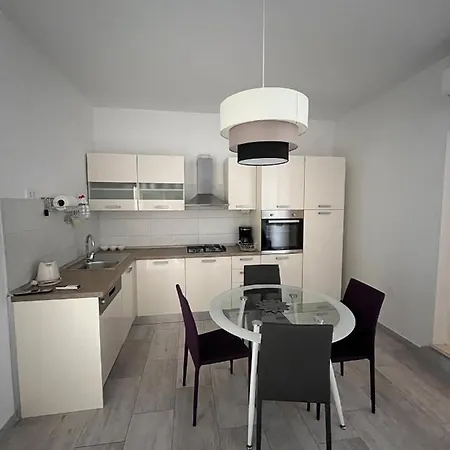 3m With Free Parking 公寓 *